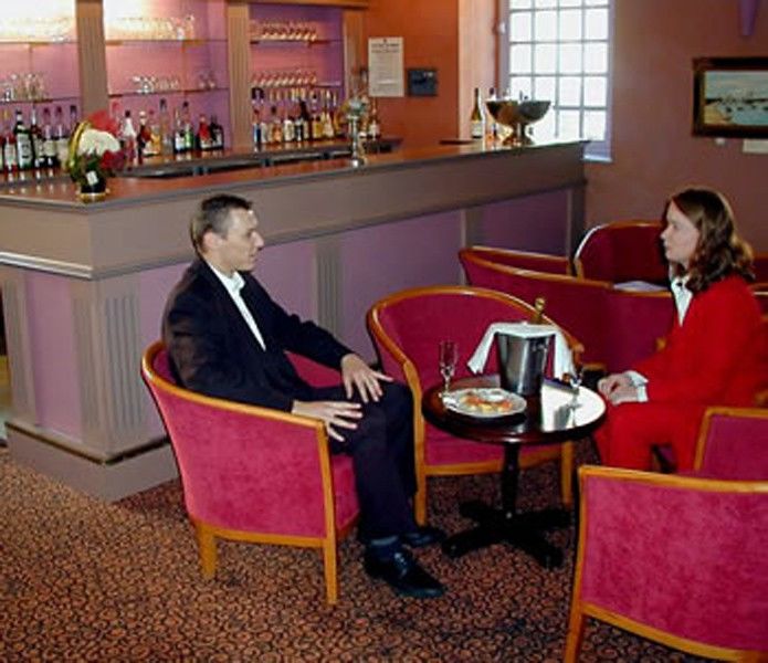 Hotel De Brunville Et Restaurant Le Café Louis 3*