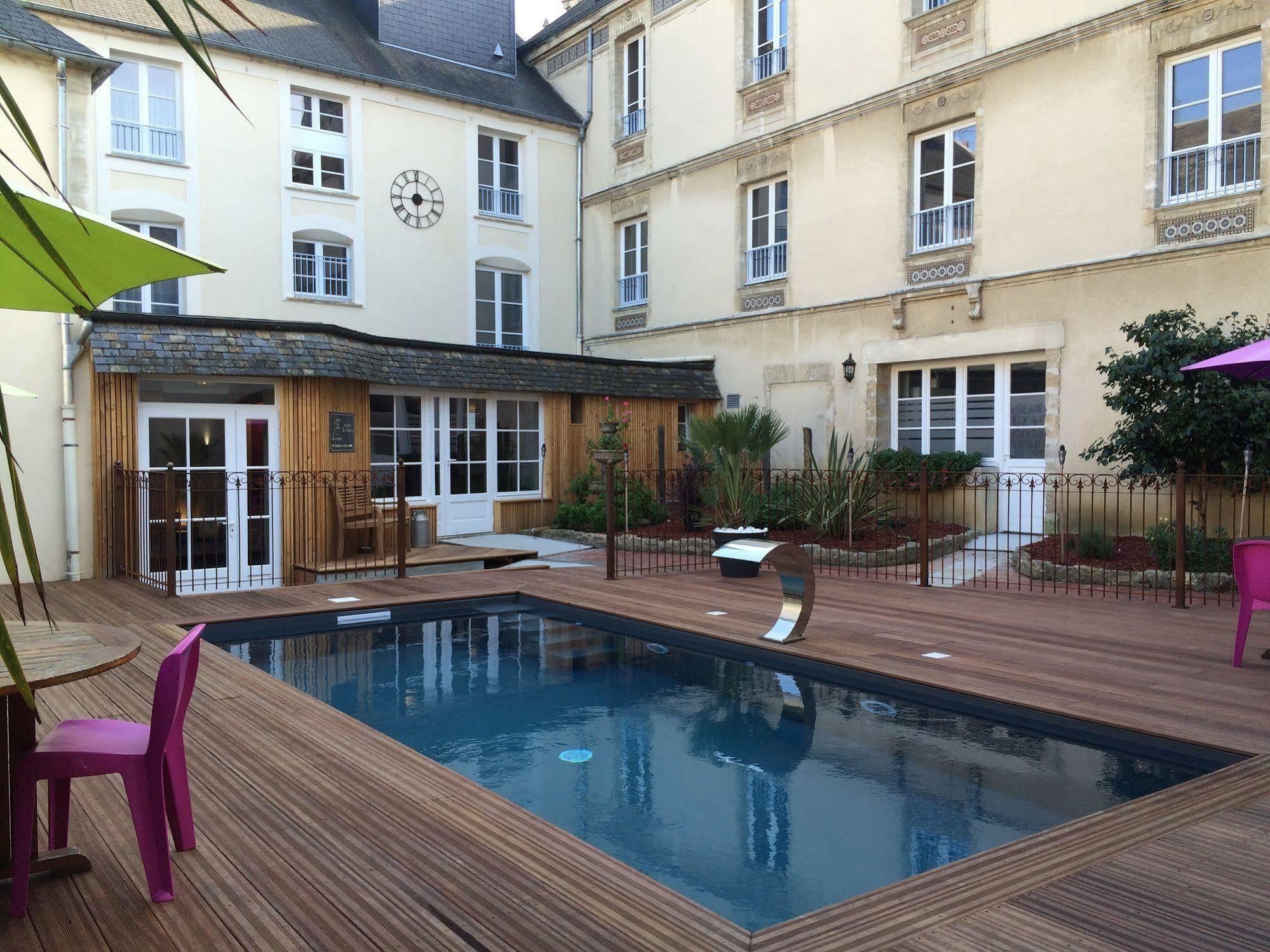 Hotel De Brunville Et Restaurant Le Café Louis